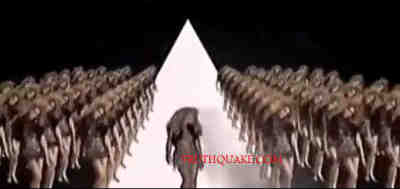 Beyonce in Spiderweb Dress, Illuminati, Freemasons, Jay Z