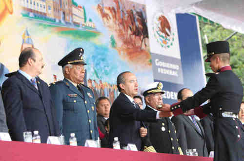 calderon, mexco armed forces, freemasonry signs