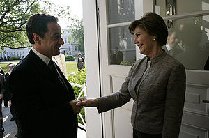 President of France Nicholas Sarkozy, US First Lady Laura Bush, Freemasonry Secret Handshake 